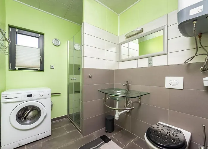 Geminis By Interhome