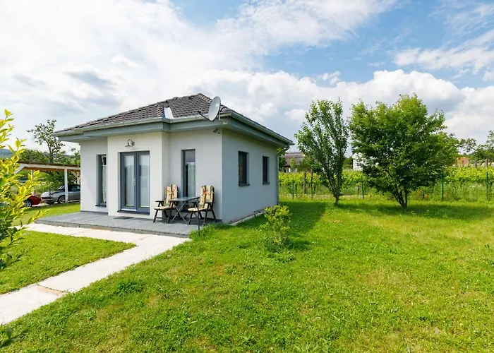 בית נופש Geminis By Interhome *